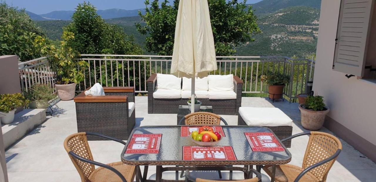 Villa George Poros House Esterno foto